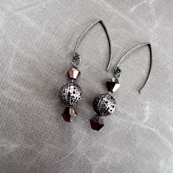 Bronze color Earrings - Picture 1 of 3